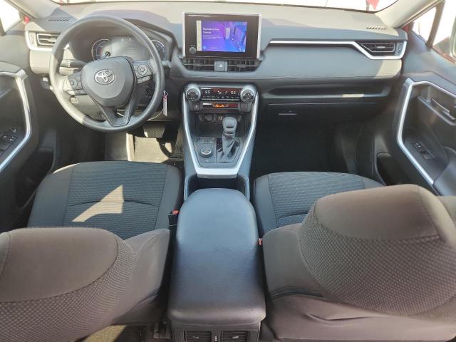 4T3MWRFV1PU095679 - 2023 TOYOTA RAV4 LE 勃艮第红 照片 8