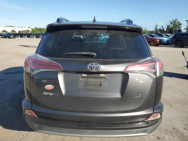JTMWFREV9HJ103960 - 2017 TOYOTA RAV4 XLE GRAY photo 6