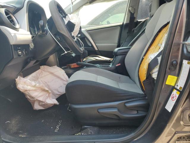 JTMWFREV9HJ103960 - 2017 TOYOTA RAV4 XLE GRAY photo 7