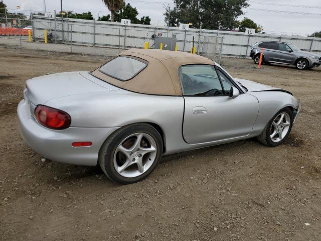 JM1NB353210203154 - 2001 MAZDA MX-5 MIATA BASE SILVER photo 3