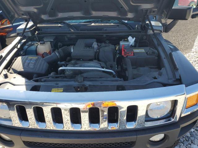 5GTEN13E498117138 - 2009 HUMMER H3 GRAY photo 11