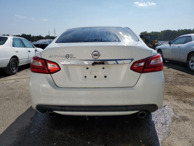 1N4AL3AP4HC479869 - 2017 NISSAN ALTIMA 2.5 WHITE photo 6