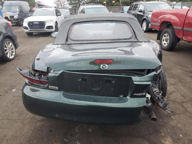 JM1NB353610202783 - 2001 MAZDA MX-5 MIATA BASE GREEN photo 6