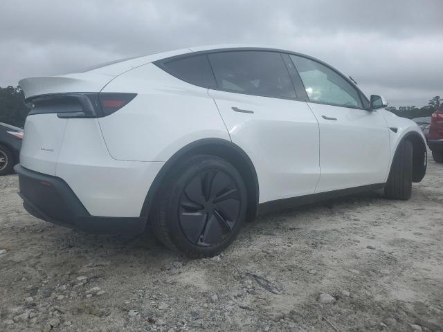 7SAYGDEE6TA384818 - 2026 TESLA MODEL Y WHITE photo 3