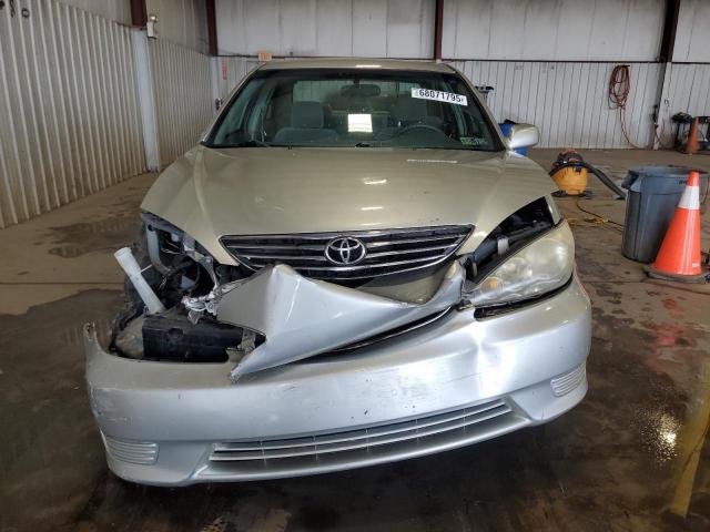 4T1BE30K85U426818 - 2005 TOYOTA CAMRY LE SILVER photo 5