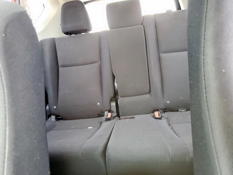 JTMZFREV3HJ128091 - 2017 TOYOTA RAV4 LE 红色 照片 10