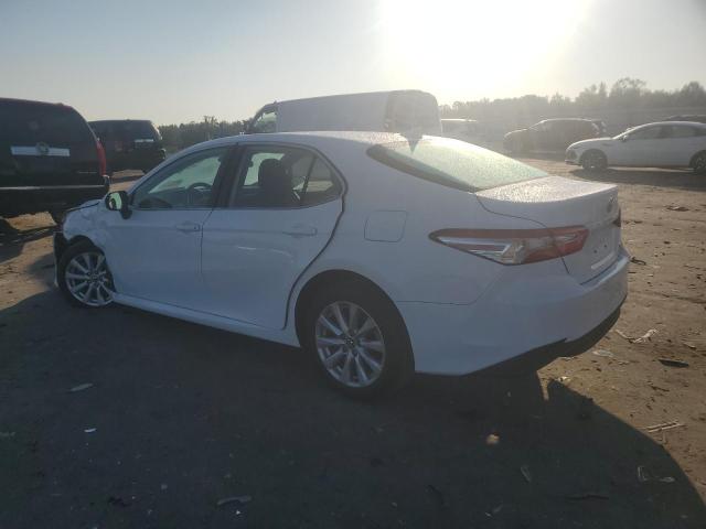 4T1C11AK3LU875176 - 2020 TOYOTA CAMRY LE WHITE photo 2
