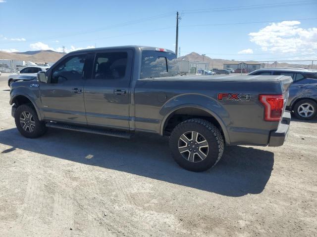 1FTFW1EG7FKE05242 - 2015 FORD F150 SUPERCREW GRAY photo 2