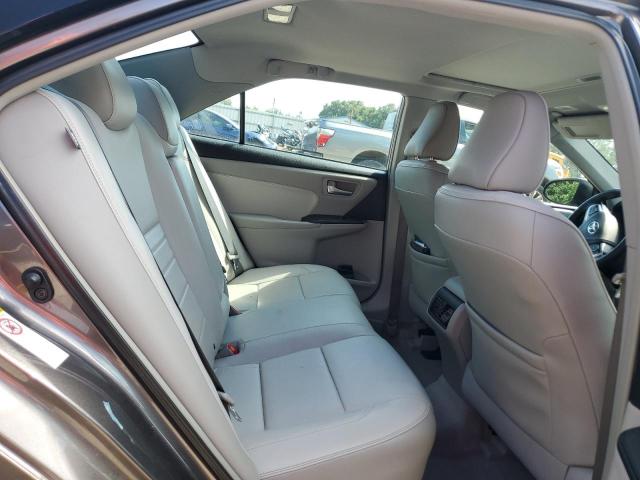4T1BF1FK1FU951732 - 2015 TOYOTA CAMRY LE GRAY photo 10