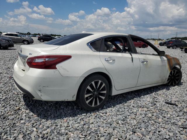 1N4AL3AP7JC112941 - 2018 NISSAN ALTIMA 2.5 თეთრი ფოტო 3