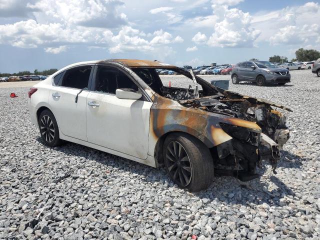 1N4AL3AP7JC112941 - 2018 NISSAN ALTIMA 2.5 თეთრი ფოტო 4