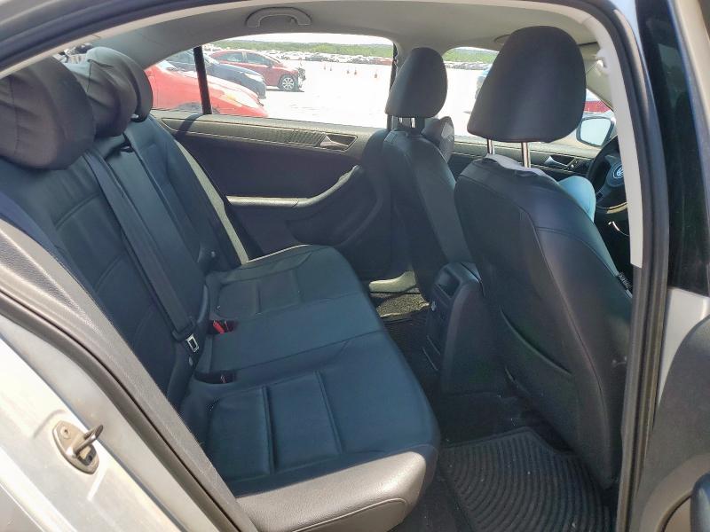 3VWDX7AJ9BM303644 - 2011 VOLKSWAGEN JETTA SE SILVER photo 10