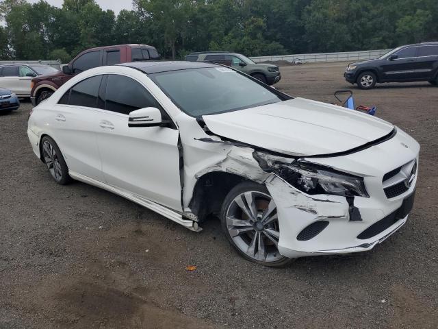 WDDSJ4GB4KN756771 - 2019 MERCEDES-BENZ CLA 250 4MATIC WHITE photo 4