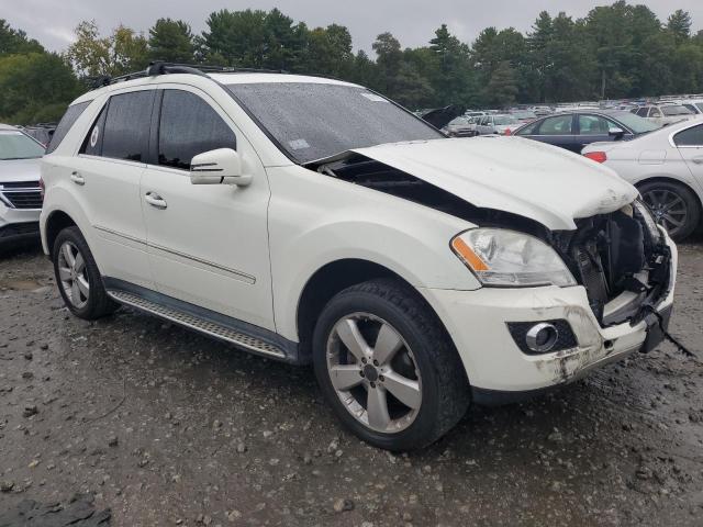4JGBB8GBXBA722710 - 2011 MERCEDES-BENZ ML 350 4MATIC WHITE photo 4