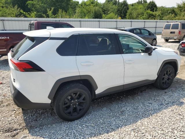 2T3F1RFV3NW255680 - 2022 TOYOTA RAV4 LE WHITE photo 3