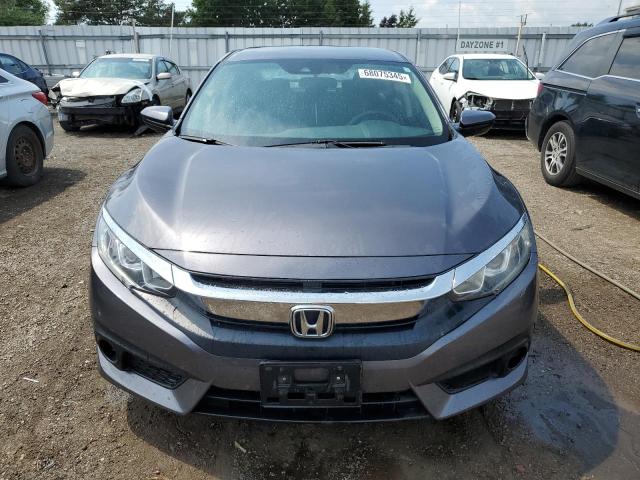 2HGFC2F60JH013743 - 2018 HONDA CIVIC LX 灰色 照片 5
