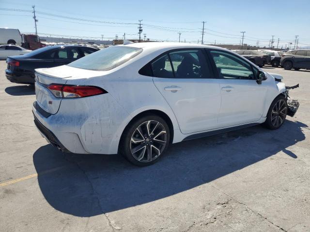 5YFS4RCE8LP025814 - 2020 TOYOTA COROLLA SE Білий фото 3