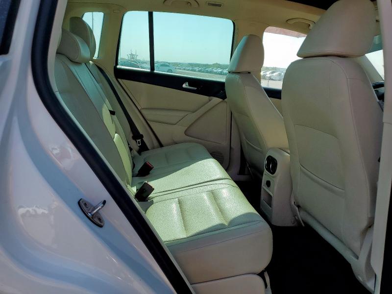 WVGBV7AX1CW585490 - 2012 VOLKSWAGEN TIGUAN S WHITE photo 11