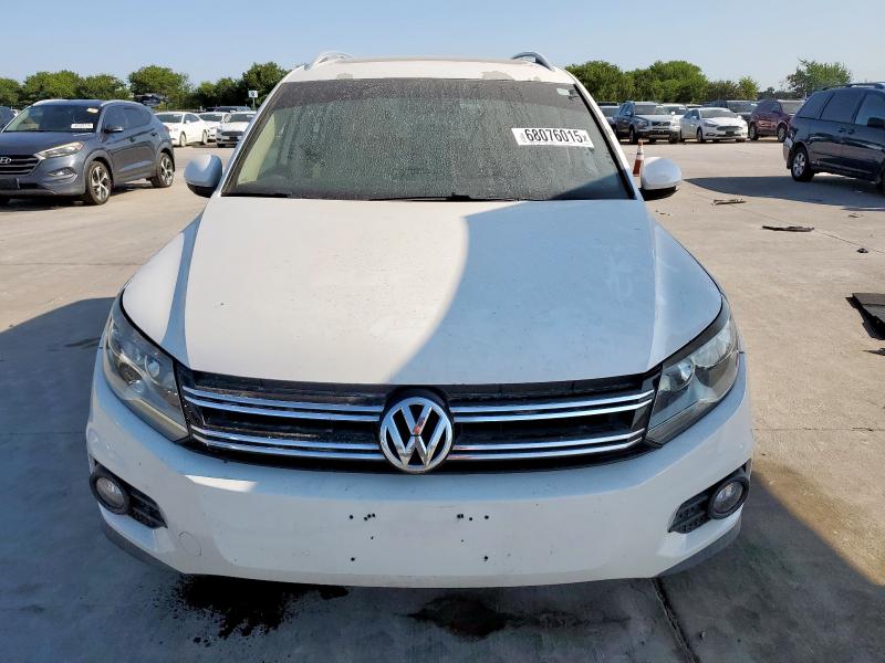 WVGBV7AX1CW585490 - 2012 VOLKSWAGEN TIGUAN S WHITE photo 5