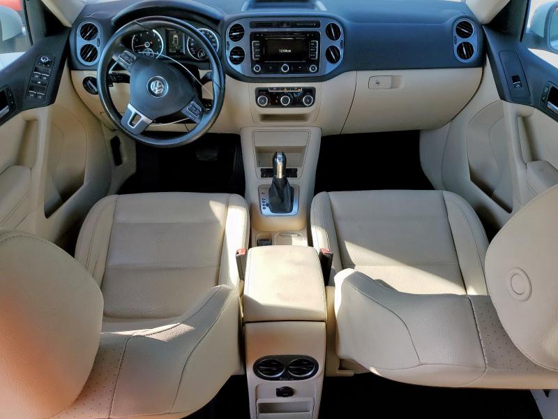 WVGBV7AX1CW585490 - 2012 VOLKSWAGEN TIGUAN S WHITE photo 8