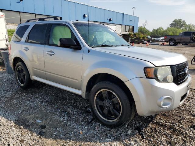 1FMCU9DG2AKA72123 - 2010 FORD ESCAPE XLT SILVER photo 4