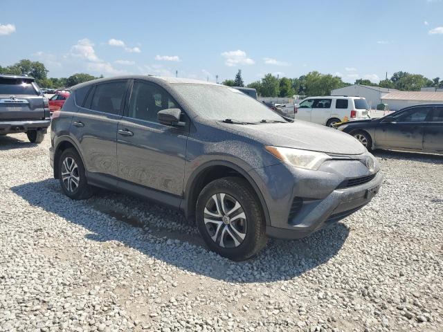 JTMZFREV3JJ197675 - 2018 TOYOTA RAV4 LE CHARCOAL photo 4