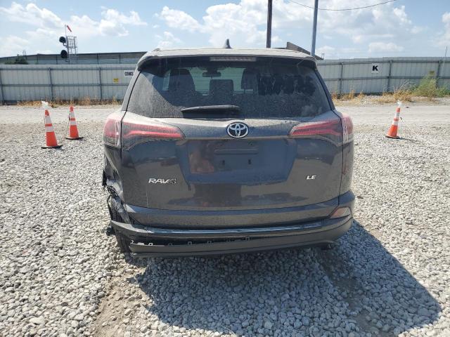 JTMZFREV3JJ197675 - 2018 TOYOTA RAV4 LE CHARCOAL photo 6