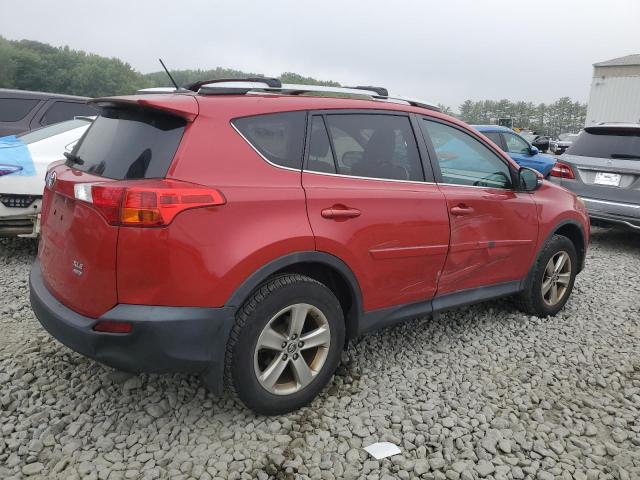 2T3RFREV8FW400410 - 2015 TOYOTA RAV4 XLE RED photo 3