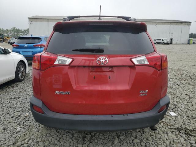 2T3RFREV8FW400410 - 2015 TOYOTA RAV4 XLE RED photo 6