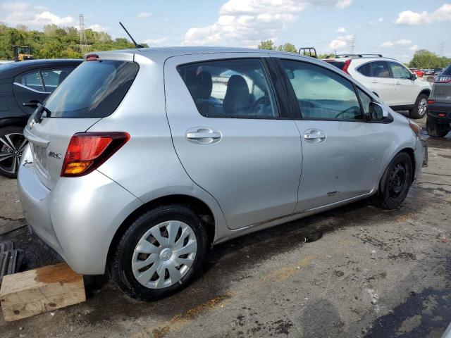 VNKKTUD31GA060666 - 2016 TOYOTA YARIS L SILVER photo 3