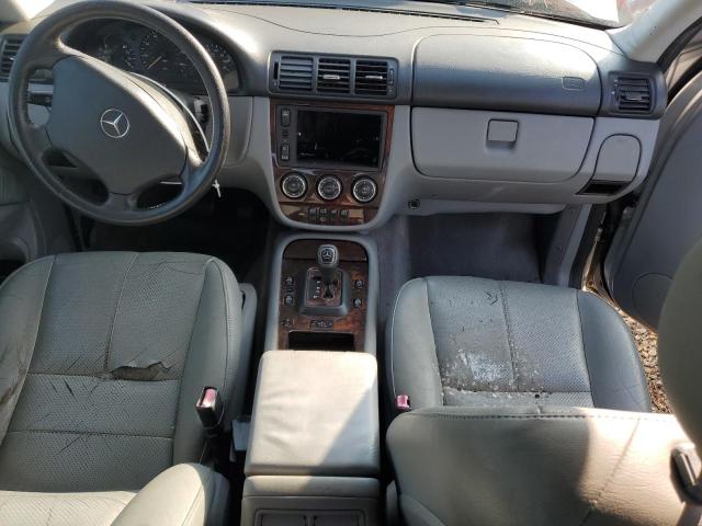 4JGAB54E92A358577 - 2002 MERCEDES-BENZ ML 320 银色 照片 8