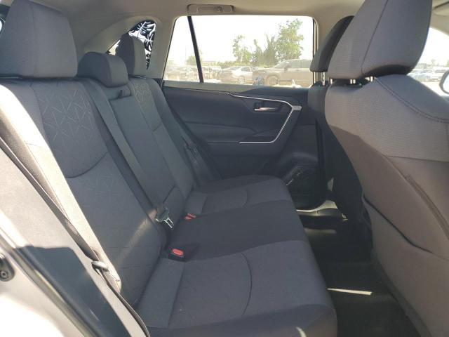 2T3W1RFV6MC114344 - 2021 TOYOTA RAV4 XLE SILVER photo 11