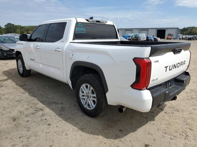 5TFLA5DB9NX044046 - 2022 TOYOTA TUNDRA CREWMAX SR WHITE photo 2