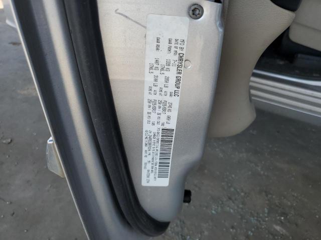 2A4RR8DG9BR783244 - 2011 CHRYSLER TOWN & COU TOURING L SILVER photo 13