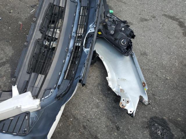 JTMBFREV4GJ094632 - 2016 TOYOTA RAV4 LE თეთრი ფოტო 13