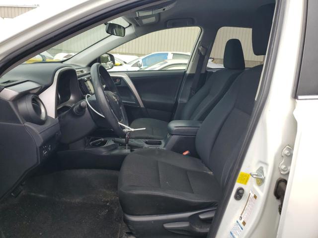 JTMBFREV4GJ094632 - 2016 TOYOTA RAV4 LE თეთრი ფოტო 7