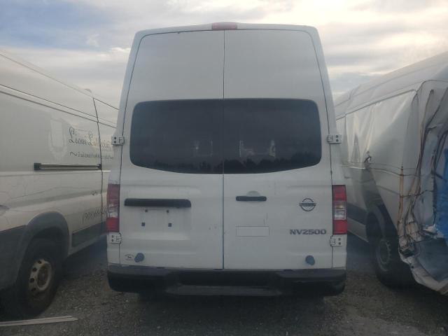 1N6BF0LY8JN810342 - 2018 NISSAN NV 2500 S თეთრი ფოტო 6