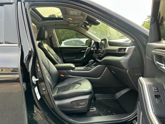 5TDGZRBH2NS563986 - 2022 TOYOTA HIGHLANDER XLE 黑色 照片 6