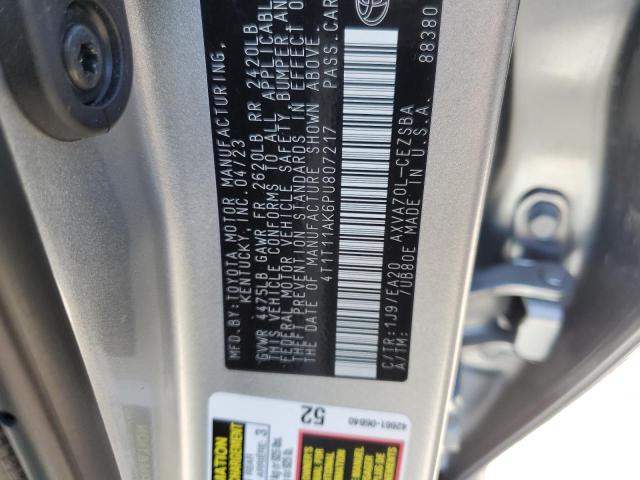 4T1T11AK6PU807217 - 2023 TOYOTA CAMRY SE NIGHT SHADE SILVER photo 12