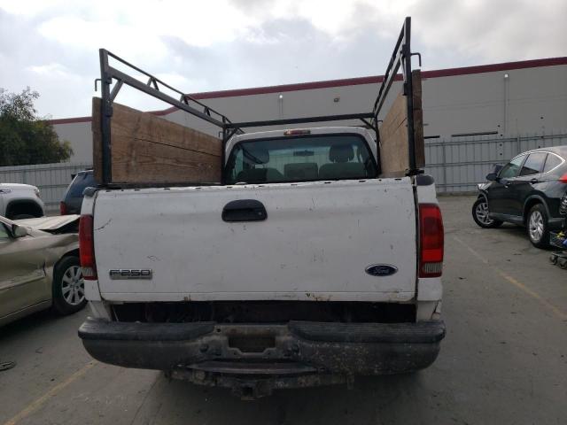 1FTNF20517EA30326 - 2007 FORD F250 SUPER DUTY WHITE photo 6