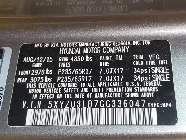 5XYZU3LB7GG336047 - 2016 HYUNDAI SANTA FE S GRAY photo 13