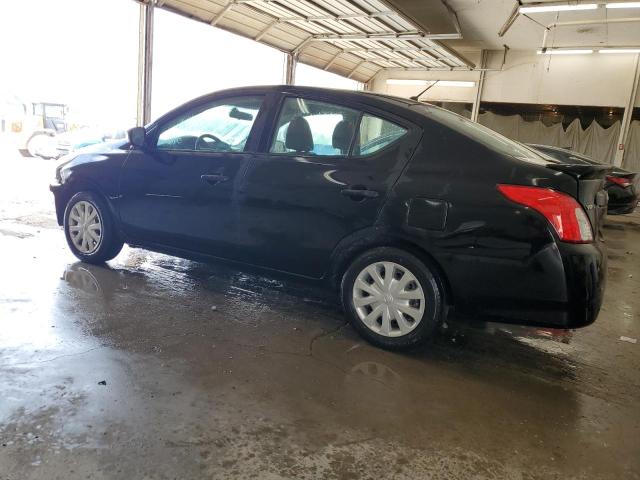 3N1CN7AP3JL881951 - 2018 NISSAN VERSA S შავი ფოტო 2