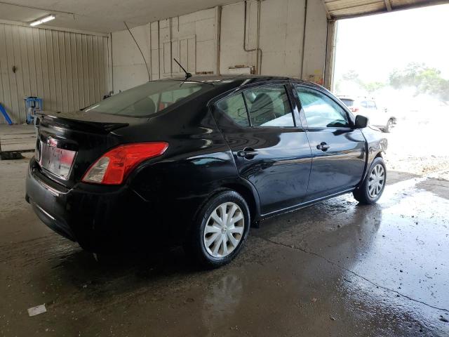 3N1CN7AP3JL881951 - 2018 NISSAN VERSA S შავი ფოტო 3