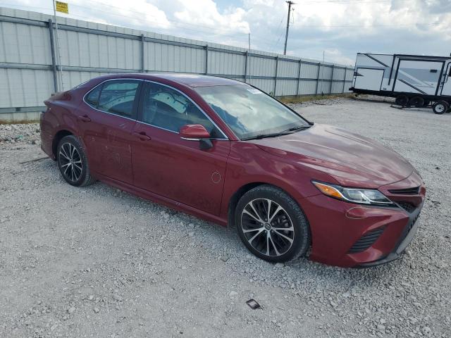 4T1B11HK9JU507647 - 2018 TOYOTA CAMRY L RED photo 4
