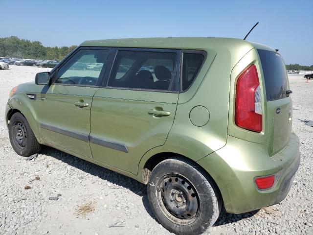 KNDJT2A53D7624311 - 2013 KIA SOUL GREEN photo 2