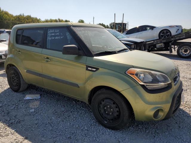 KNDJT2A53D7624311 - 2013 KIA SOUL GREEN photo 4