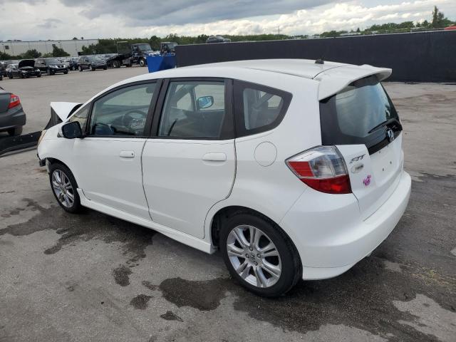 JHMGE8H47AS026279 - 2010 HONDA FIT SPORT WHITE photo 2