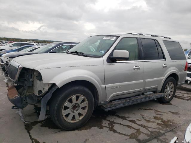 5LMFU27R34LJ04428 - 2004 LINCOLN NAVIGATOR ვერცხლისფერი ფოტო 1