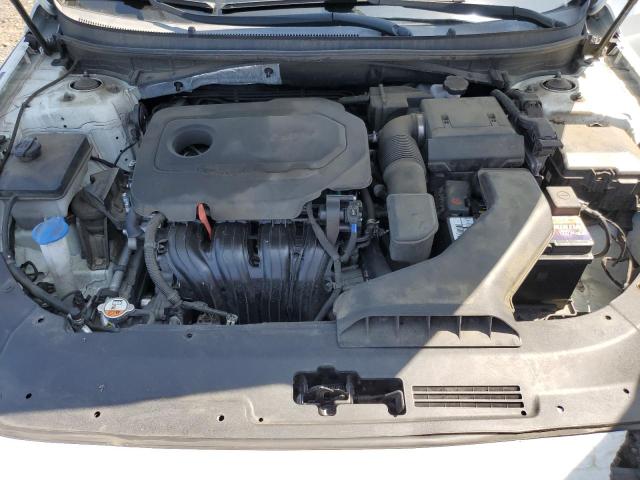 5NPE34AF2KH804605 - 2019 HYUNDAI SONATA LIMITED WHITE photo 11