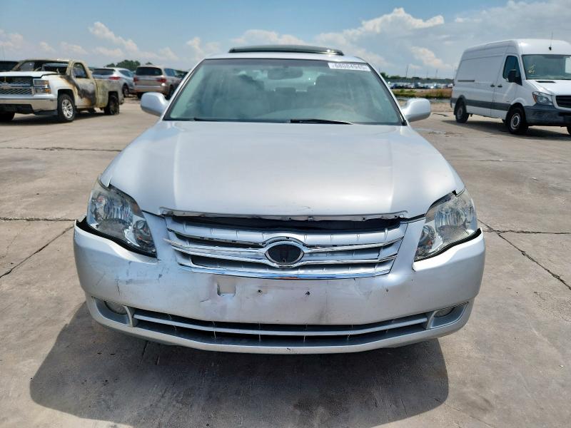 4T1BK36BX6U097590 - 2006 TOYOTA AVALON XL SILVER photo 5